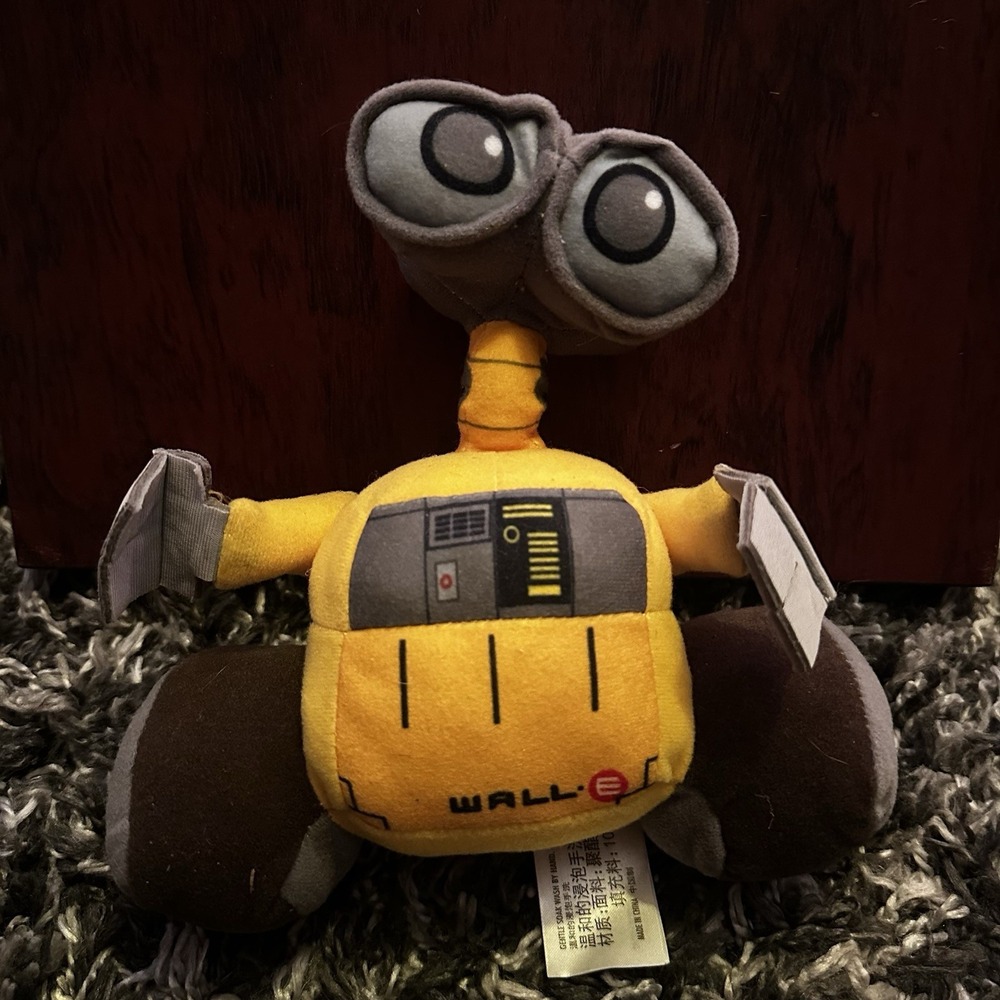 Pixar Disney Parks Store Wall-E Stuffed Figure Plush Yellow Robot